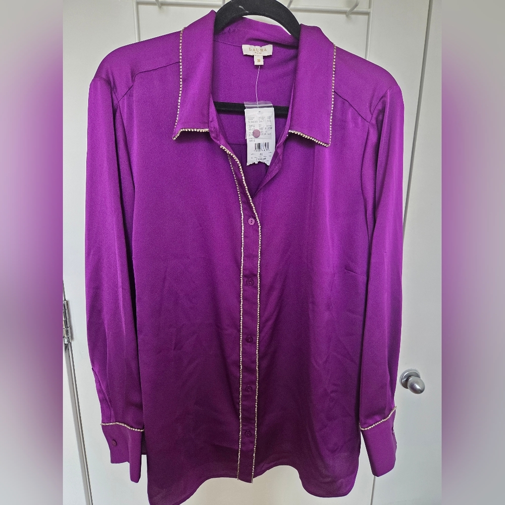 NWT Laura Purple Button-Up Top With Beaded Trim - Size 20